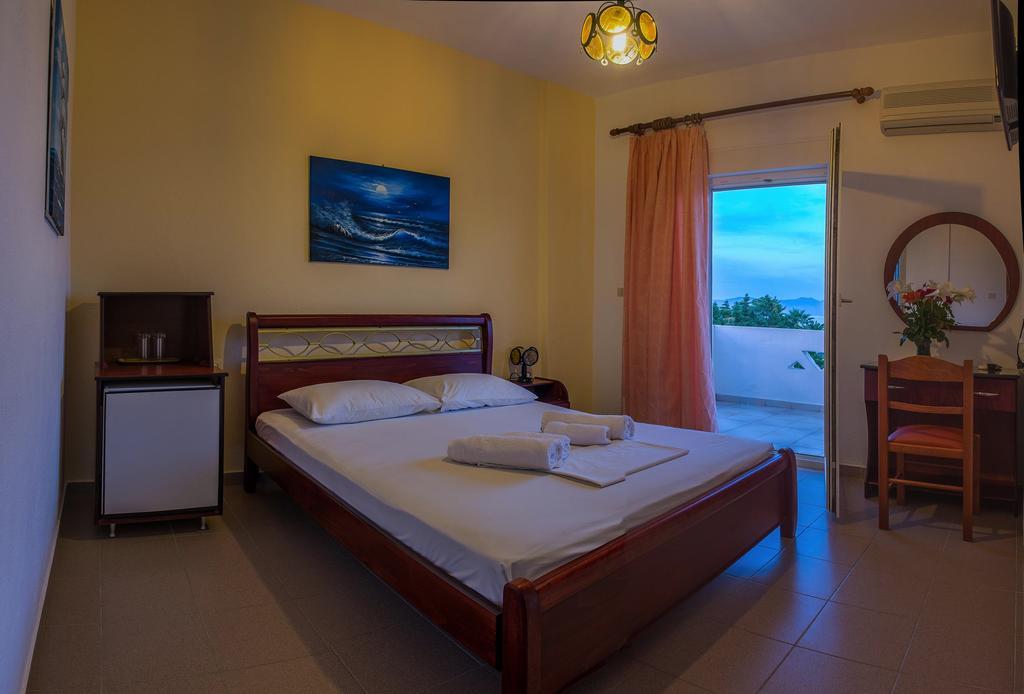 Hotel Stefani Sarti Bagian luar foto