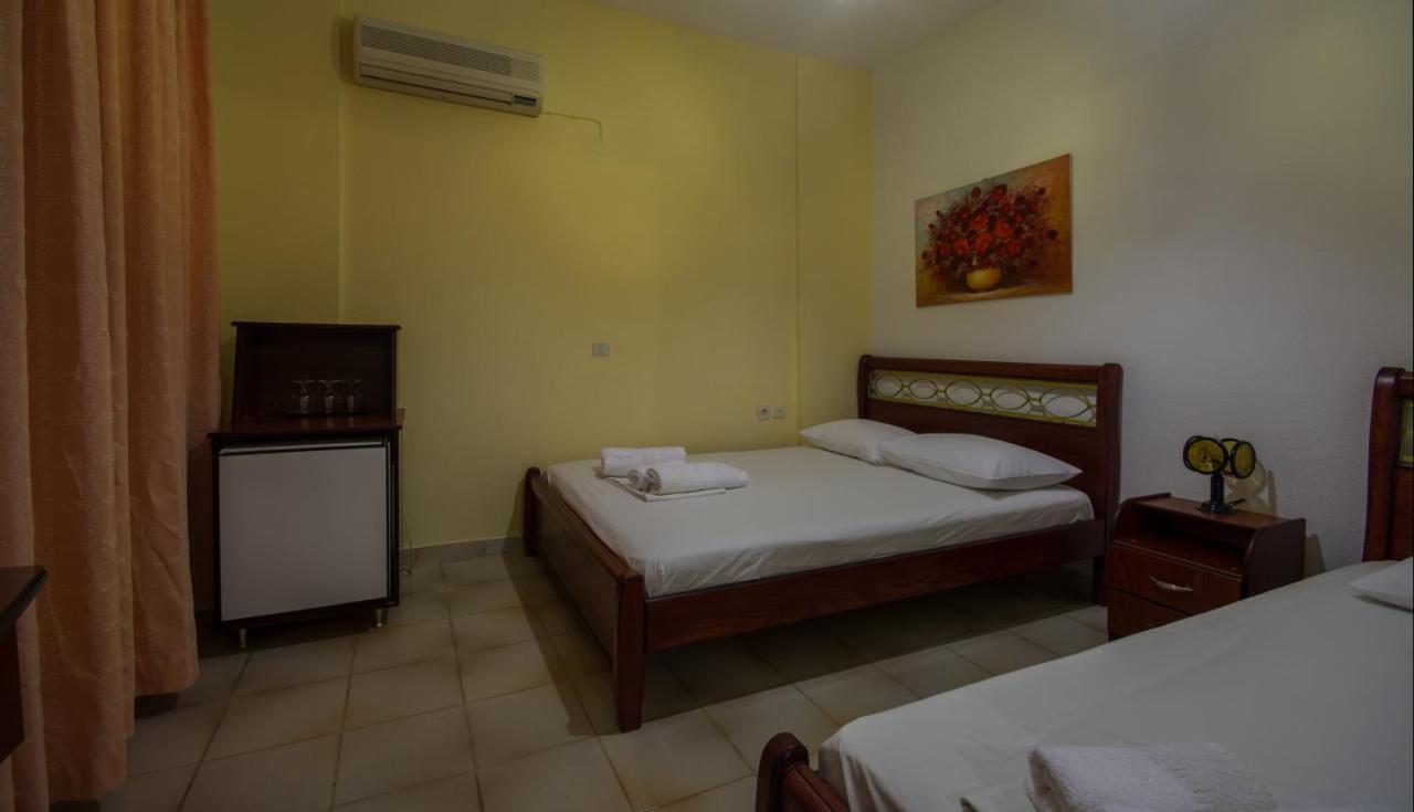 Hotel Stefani Sarti Bagian luar foto